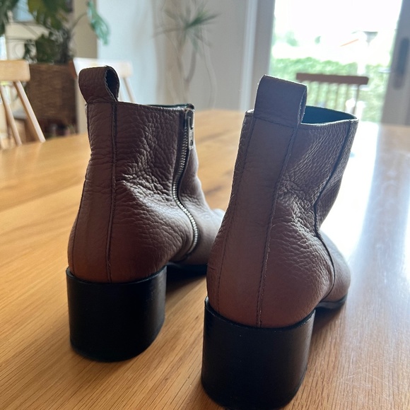 Everlane Leather Booties - Size 9 - Picture 3 of 5
